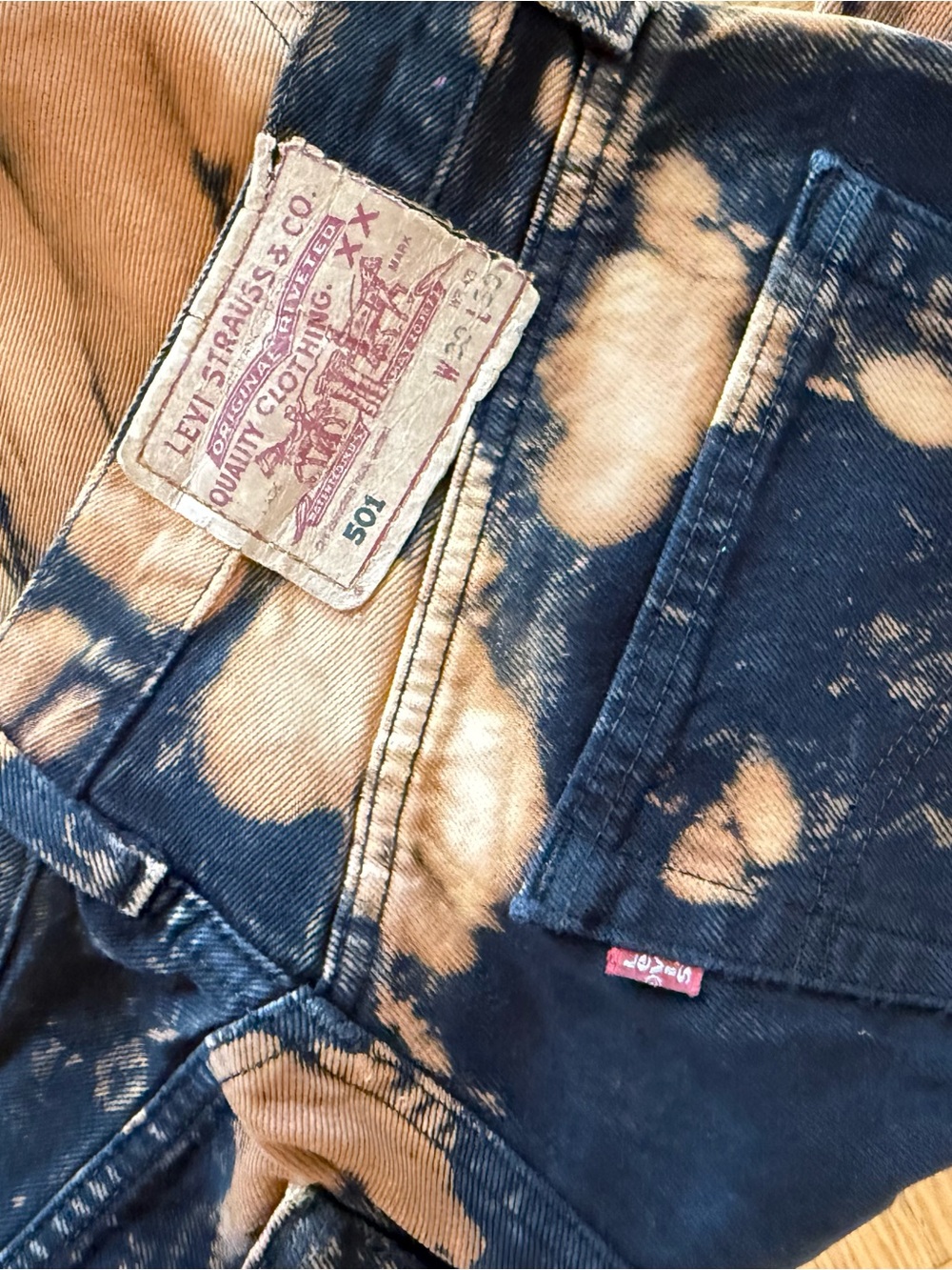 Levi's Brown and Black Tie-Dye Denim Jeans - Picture 2 of 3